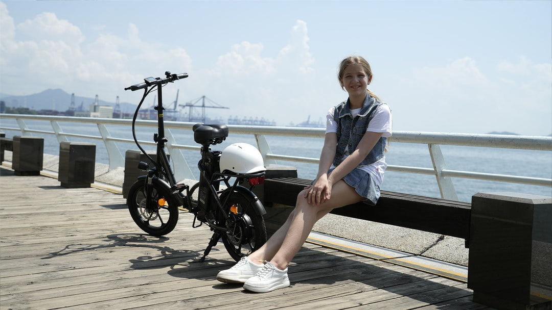 Wie man bei unterschiedlichen Wetterbedingungen mit dem Elektro-Motorrad fährt